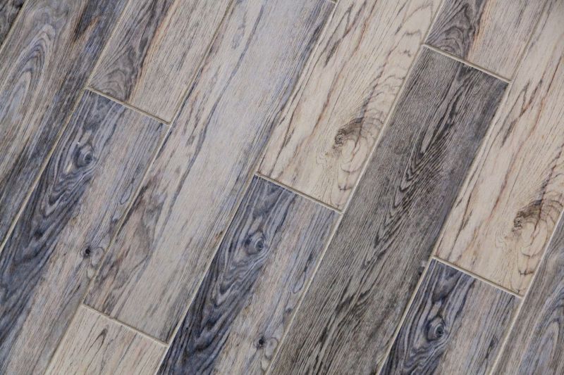 Vinyl Sheet Flooring Installation Vs. Plank Flooring: Key Differences